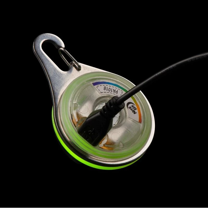 NITE IZE Courtesy Lights SpotLit™ XL Rechargeable Carabiner Light With Disc-O Select 6 NITE IZE Courtesy Lights SpotLit™ XL Rechargeable Carabiner Light With Disc-O Select - Image 6