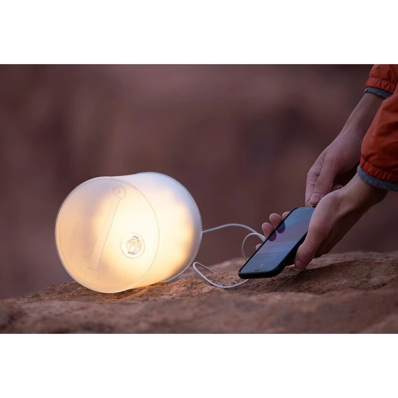 MPOWERD Lanterns Luci® Base Solar Inflatable Lantern & Power Bank 3 MPOWERD Lanterns Luci® Base Solar Inflatable Lantern & Power Bank - Image 3