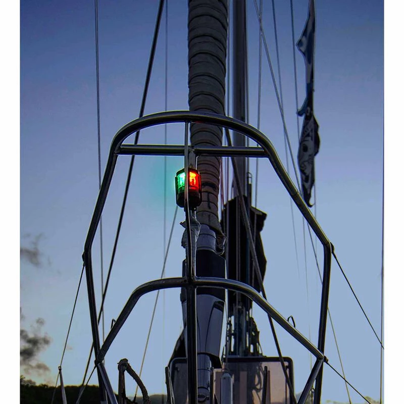 WEEMS & PLATH Navigation Lights OGM Series Q Collection Mast Mount LED Tri-Color/Anchor Navigation Light With Photodiode 4 WEEMS & PLATH Navigation Lights OGM Series Q Collection Mast Mount LED Tri-Color/Anchor Navigation Light With Photodiode - Image 4